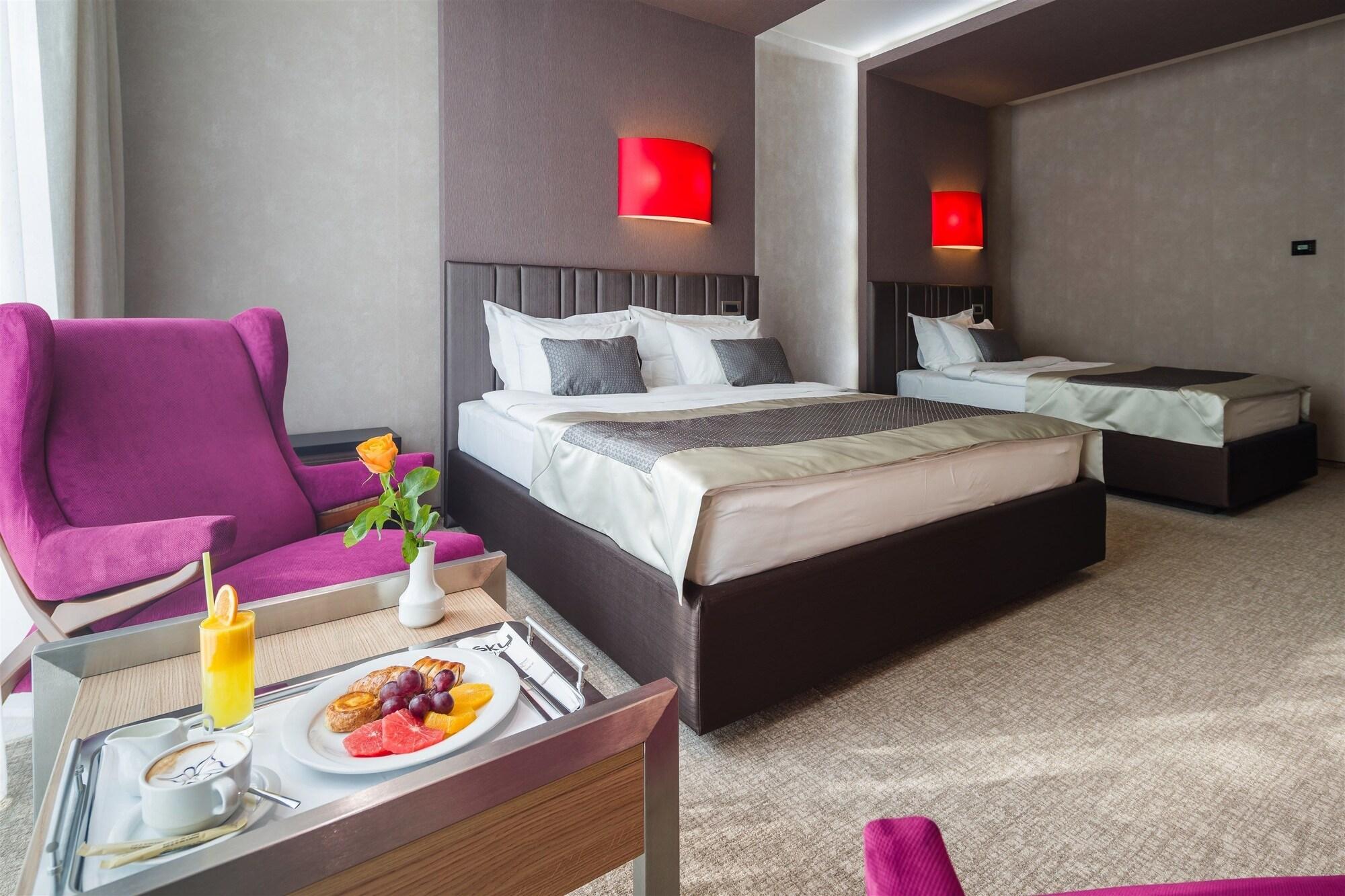 Sky Blue Hotel & Spa Paulesti  Zewnętrze zdjęcie
