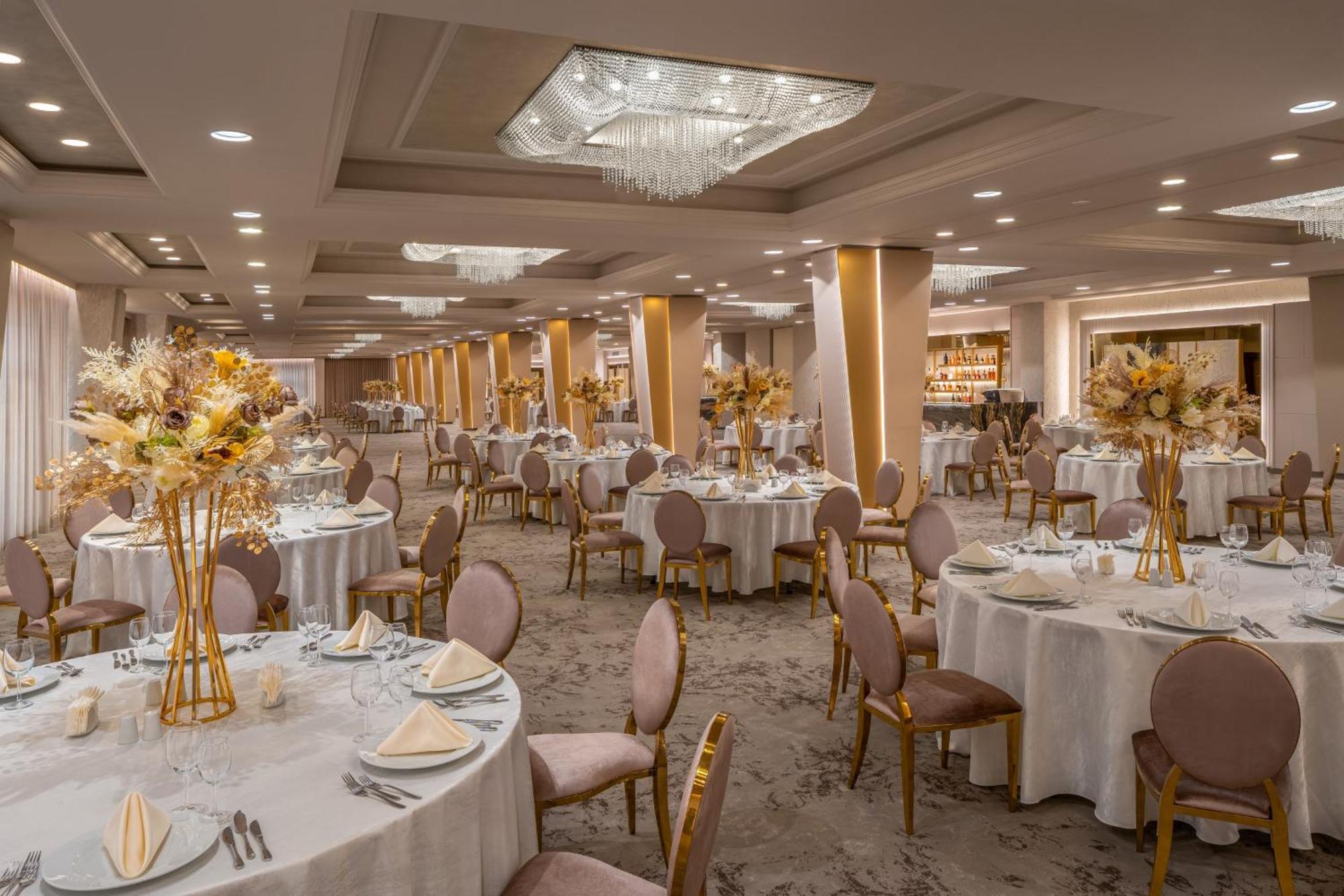 Sky Blue Hotel & Spa Paulesti  Zewnętrze zdjęcie