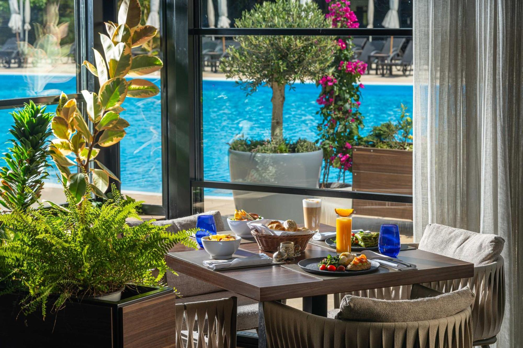 Sky Blue Hotel & Spa Paulesti  Zewnętrze zdjęcie